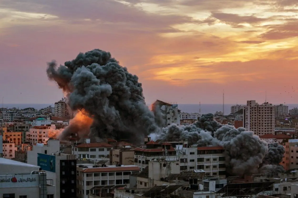 Iglesia dice potencias juegan a la destrucción