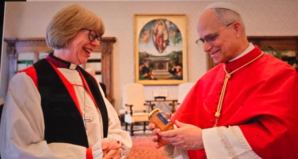 ¿Qué significa el histórico encuentro entre el papa León XIV y la arzobispa de Canterbury?