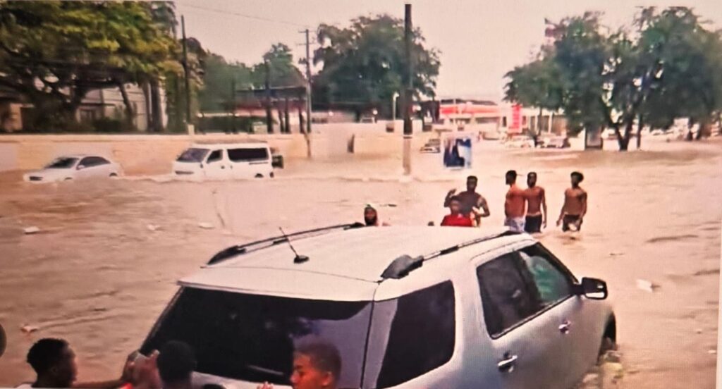 HAY QUE DECIRLO OTRA VEZ: EL AGUA NO TIENE LA CULPA